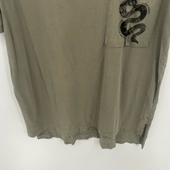 Taylor Swift Reputation tour army green snake print tee - Picture 4 of 8